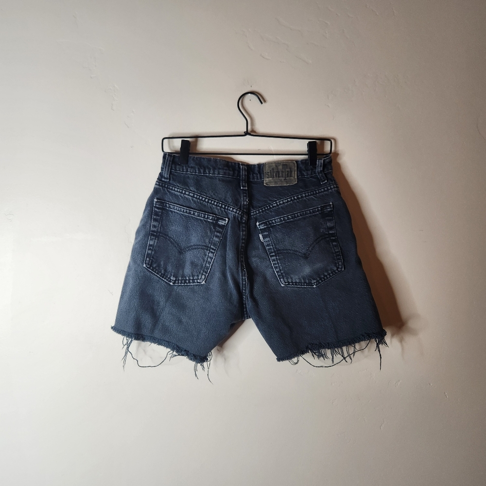 Vintage Levi Loose Silver Tab Jean Shorts Size 9/10 - Picture 2 of 6